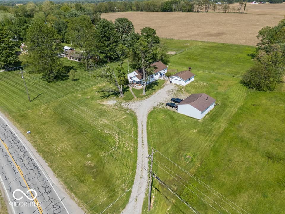 10557 N Us Highway 31, Seymour