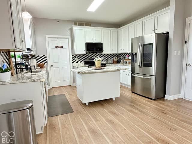 298 Pennswood Road, Greenwood, IN 46142, photo 4 of 43