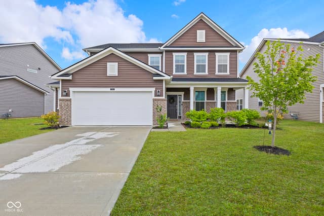 7320 Deerberg Drive, Indianapolis, IN 46259, photo 2 of 36