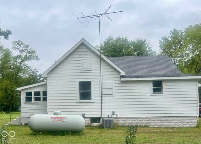 5090 S Neet Road, Rockville, IN 47872, photo 5 of 14
