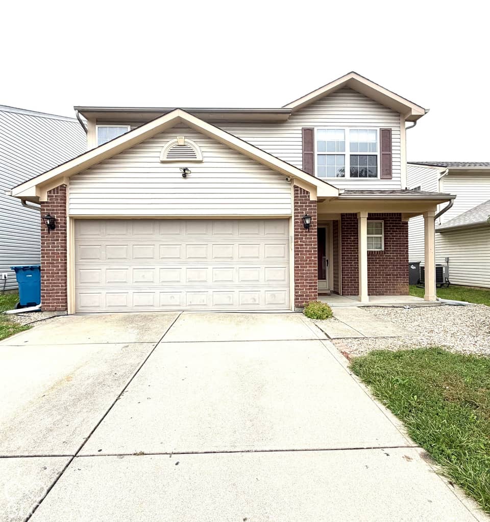 7704 Lake Vista Lane, Indianapolis