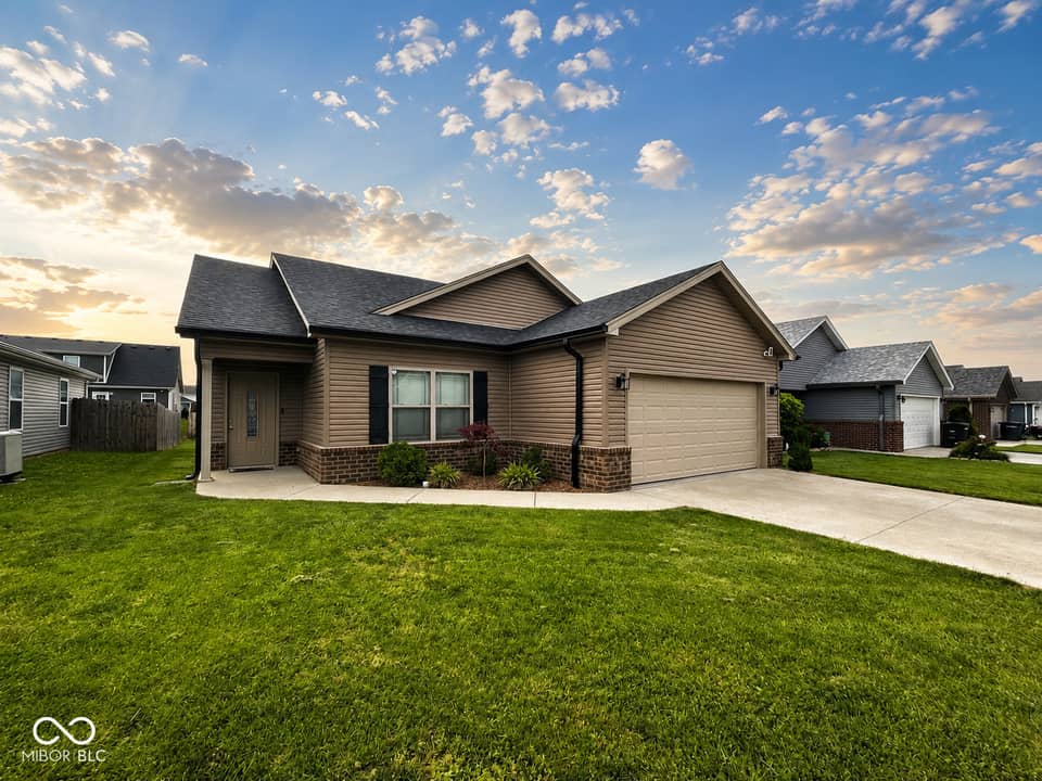 8018 Kismet Drive, Charlestown