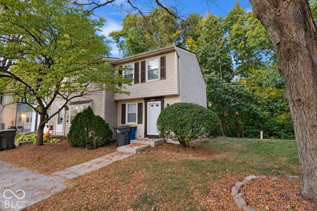 9471 Timber View Drive, Indianapolis, IN 46250, photo 2 of 35