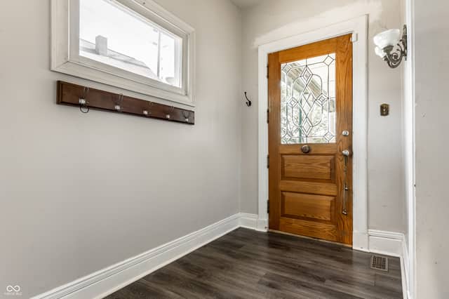 316 S College Avenue, Indianapolis, IN 46202, photo 5 of 43