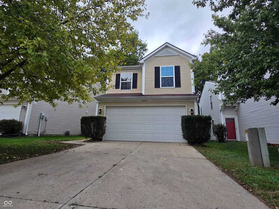 4926 Pembridge Drive, Indianapolis, IN 46254, photo 1 of 16
