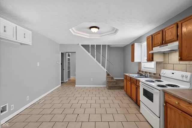 1810 S Talbott Street, Indianapolis, IN 46225, photo 5 of 15