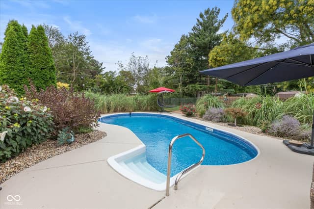 6330 McFarland Road, Indianapolis, IN 46227, photo 5 of 25