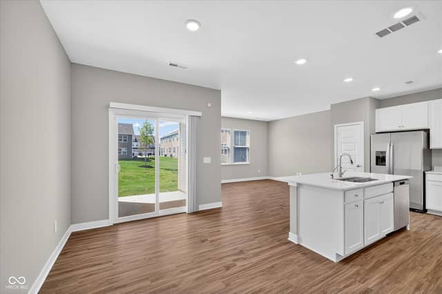 9587 Beckett Street, Avon, IN 46123, photo 4 of 43
