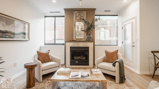 225 N New Jersey Street #27, Indianapolis, IN 46204, photo 4 of 32
