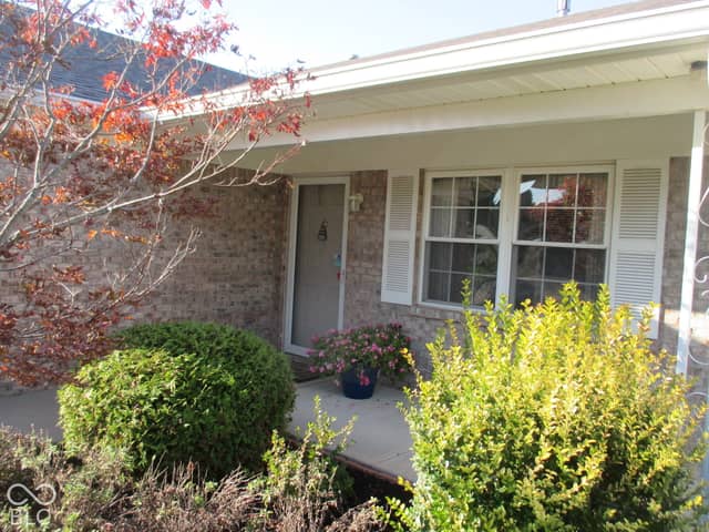 7850 Park Ward Place, Indianapolis, IN 46259, photo 3 of 42