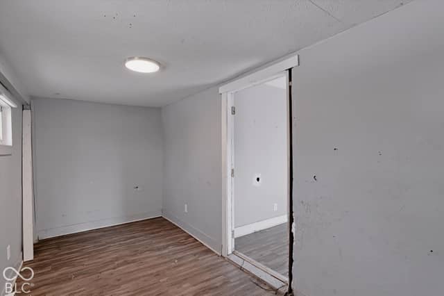 2621 N Chester Avenue, Indianapolis, IN 46218, photo 4 of 23