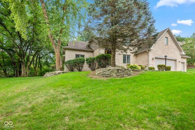 1835 Rooses Lane, Indianapolis, IN 46217, photo 5 of 40