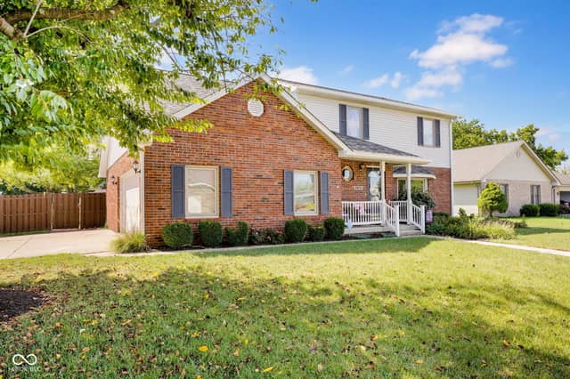 2251 Reston Lane, Columbus, IN 47203, photo 3 of 43