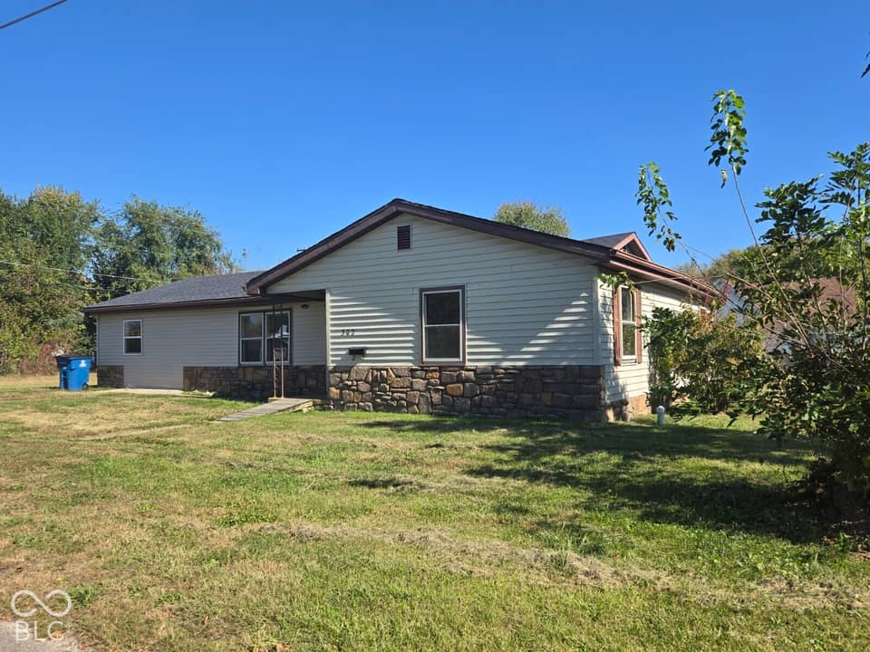 302 E Neal Street, Jasonville, IN 47438, photo 1 of 15