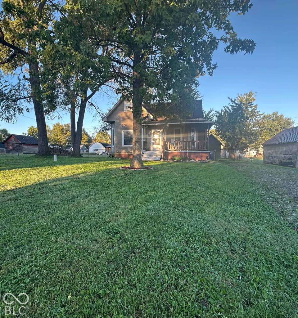 462 N Bond Street, Scottsburg, IN 47170, photo 1 of 26
