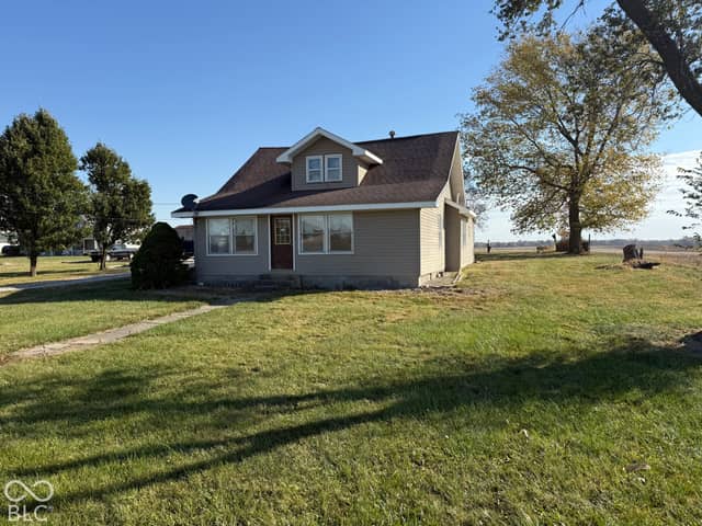 11334 N 450 W, Alexandria, IN 46001, photo 2 of 19