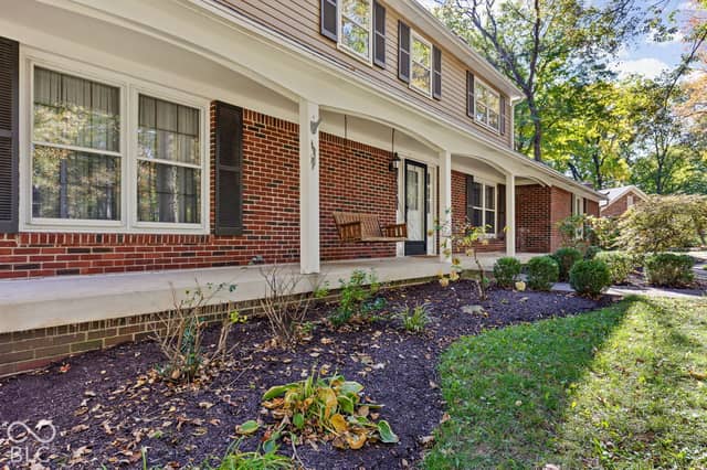 55 Bennington Drive, Zionsville, IN 46077, photo 4 of 52