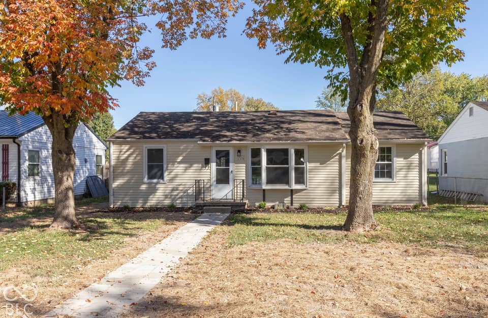 726 Emerson Drive, Seymour, IN 47274, photo 1 of 24