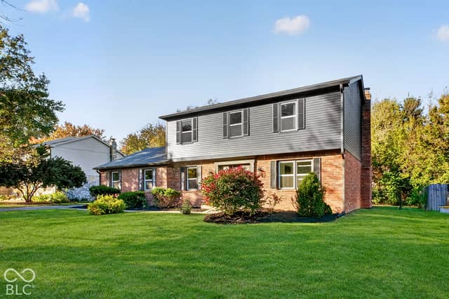 1692 White Ash Drive, Carmel, IN 46033, photo 2 of 31