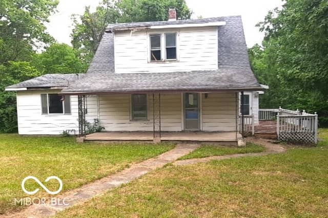5368 W Hanna Avenue, Indianapolis, IN 46221, photo 2 of 16