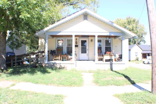 602 W Franklin Street, Shelbyville, IN 46176, photo 3 of 15