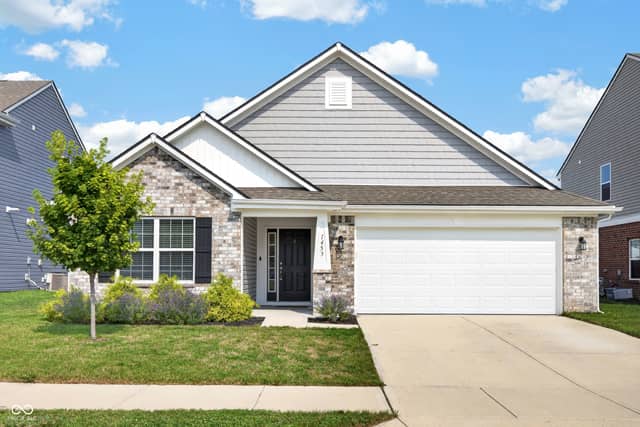 1453 Willow Tree Lane, Sheridan, IN 46069, photo 2 of 38