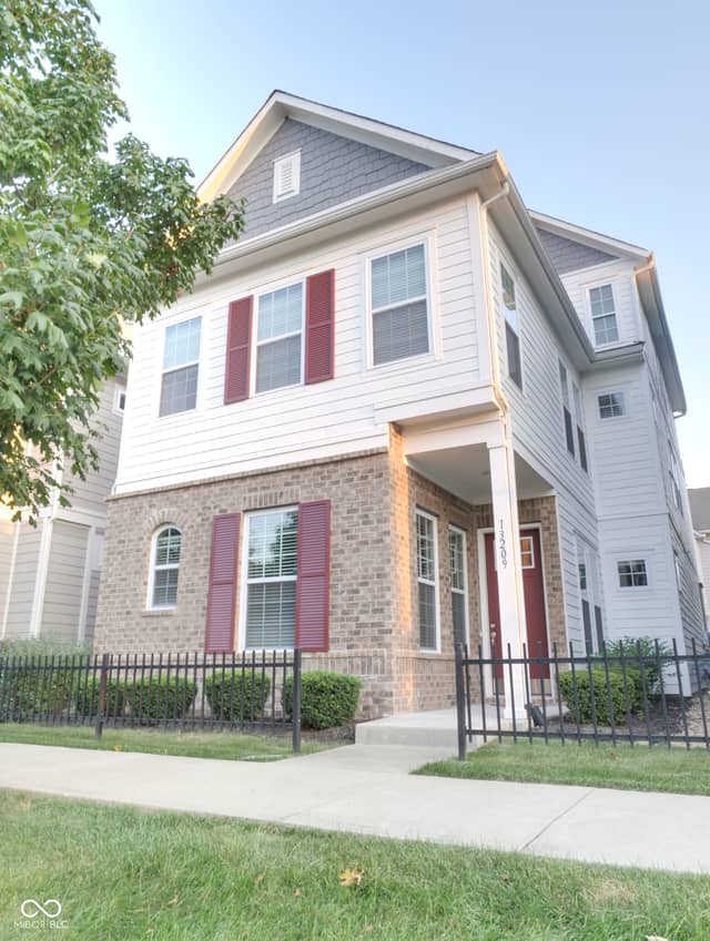 13209 E 131st Street, Fishers, IN 46037, photo 3 of 43