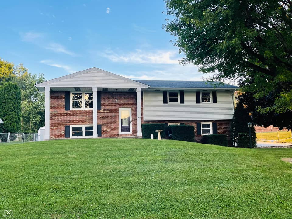 2334 Malibu Court, Anderson, IN 46012, photo 1 of 20