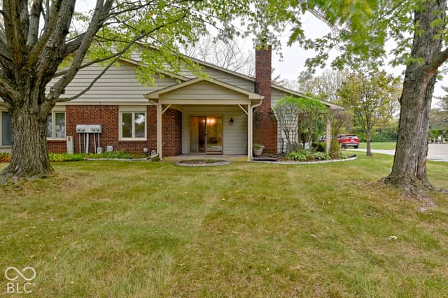 9328 Cinnebar Drive, Indianapolis, IN 46268, photo 4 of 43