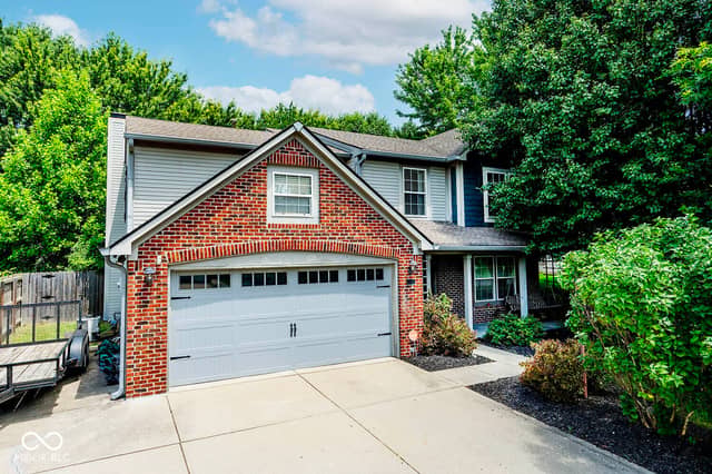 111 Oakview Drive, Mooresville, IN 46158, photo 3 of 45