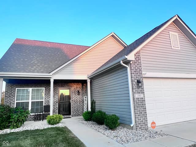 1583 N Creekwater Pass, Greenfield, IN 46140, photo 2 of 30