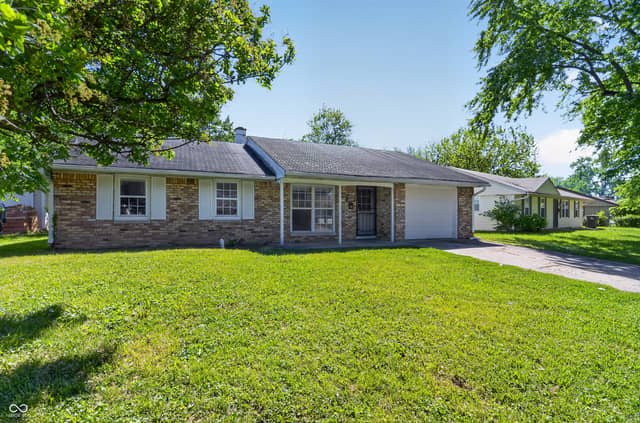 4043 Alsace Place, Indianapolis, IN 46226, photo 3 of 37