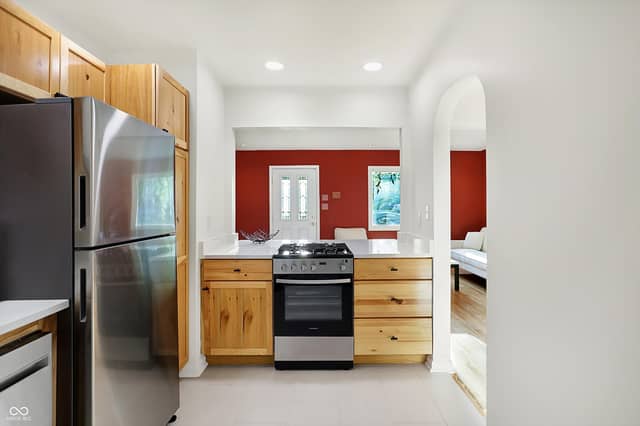 6548 Ferguson Street, Indianapolis, IN 46220, photo 3 of 21