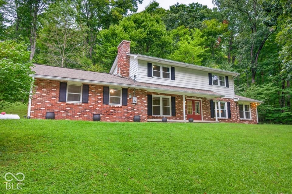 12900 W 50 S, Columbus, IN 47201, photo 1 of 31