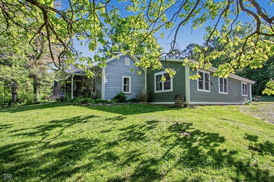 8563 N Lick Creek Road, Morgantown