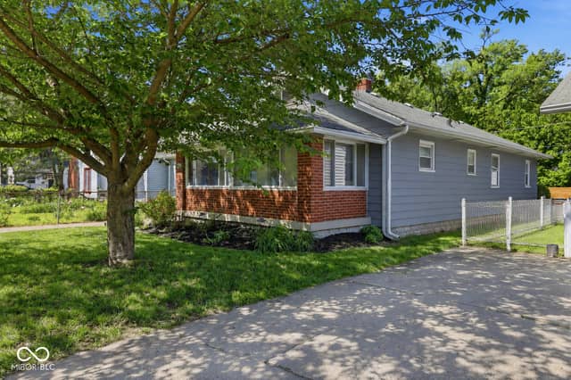 4912 Evanston Avenue, Indianapolis, IN 46205, photo 5 of 27
