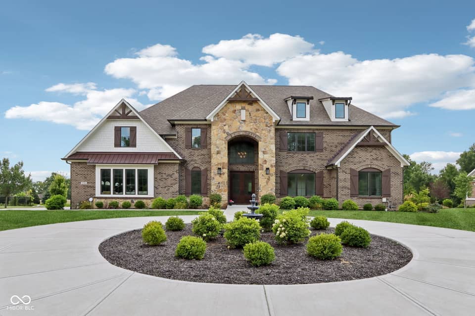 2701 Oak Way Trace, Westfield