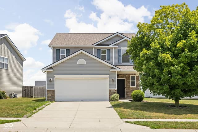 3827 Dusty Sands Road, Whitestown, IN 46075, photo 2 of 42