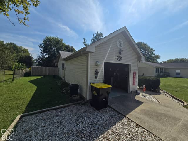 3721 S Tyler Lane, Bloomington, IN 47403, photo 4 of 26