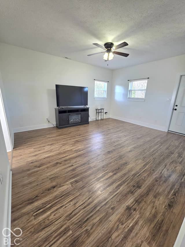 405 W Pearl Street, Waldron, IN 46182, photo 5 of 19