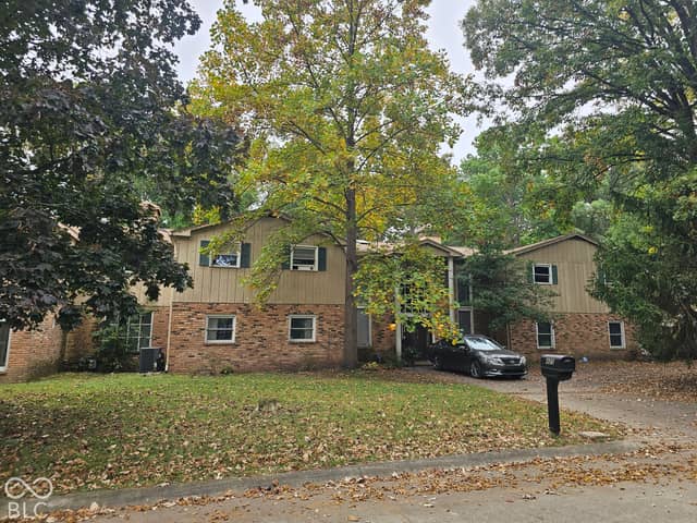 425 Sylvan Road, Anderson, IN 46012, photo 3 of 39