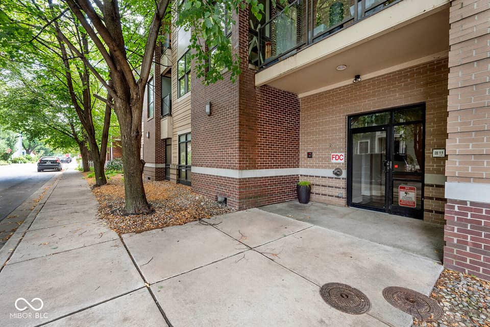 233 E St Joseph Street E #3H, Indianapolis