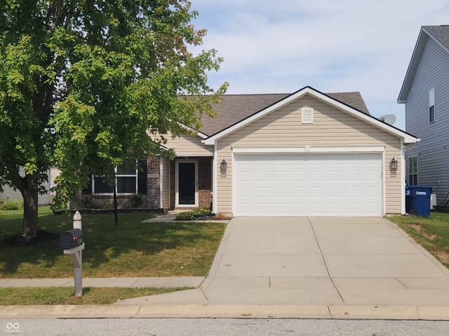 12544 Old Pond Road, Noblesville, IN 46060, photo 2 of 21