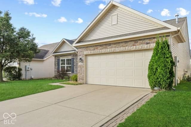 1650 Bridgecreek Crossing, Greenwood, IN 46143, photo 4 of 31