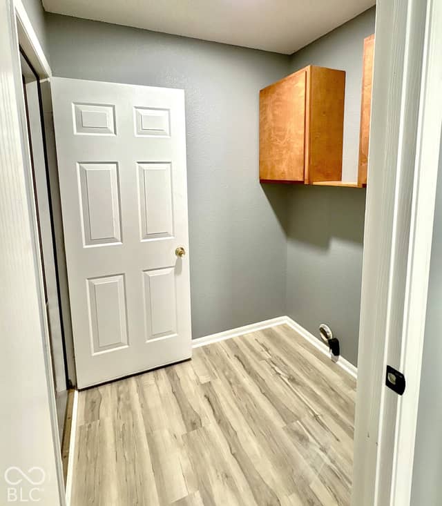 6119 Rocky River, Indianapolis, IN 46221, photo 5 of 21