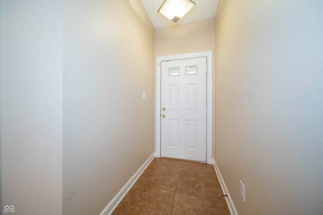 11044 Schoolhouse Road, Fishers, IN 46037, photo 5 of 37