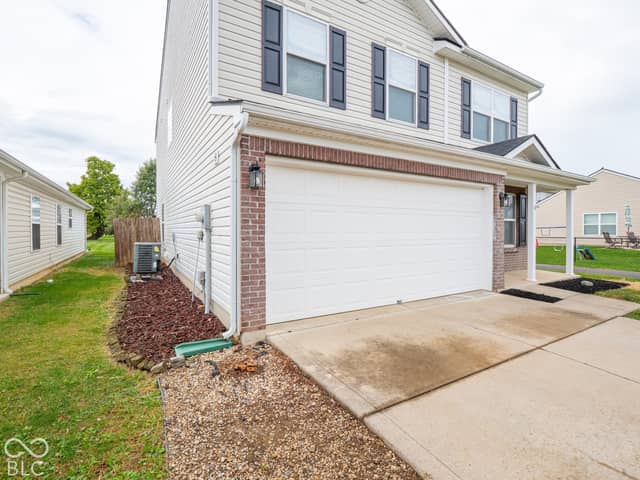 8338 Bolero Way, Camby, IN 46113, photo 5 of 60
