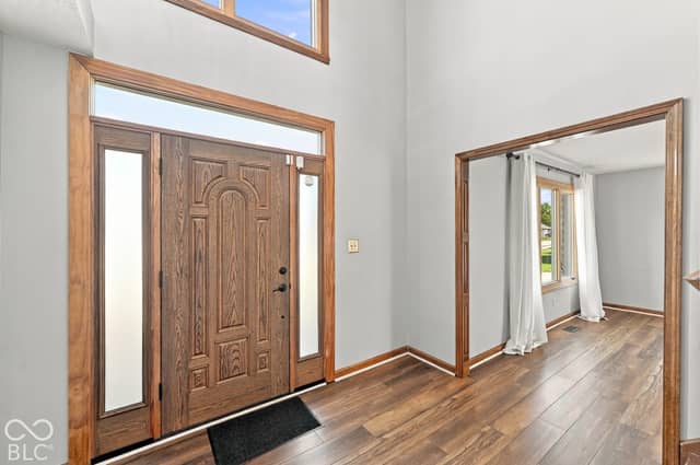 7023 Stonecreek Drive, Plainfield, IN 46168, photo 4 of 43