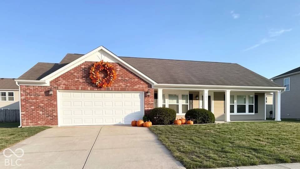 4687 Westchester Drive, Columbus, IN 47203, photo 1 of 34