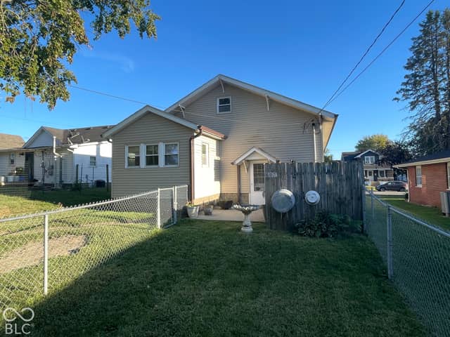 607 E 4th, Seymour, IN 47274, photo 5 of 30